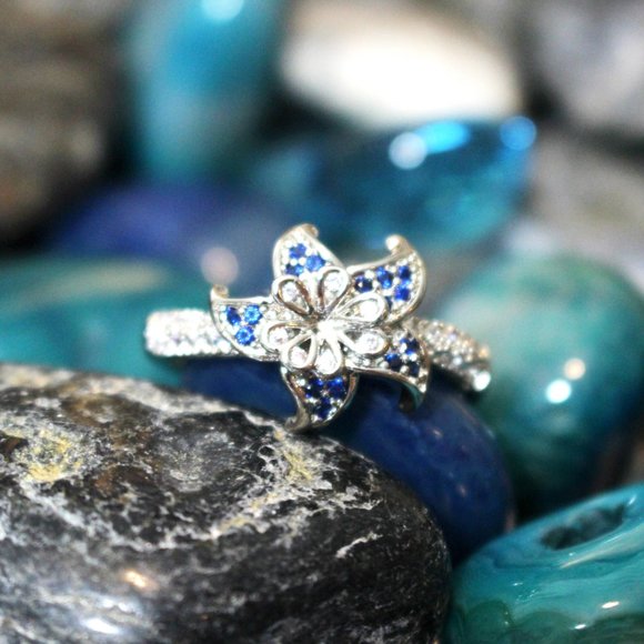 Sterling Silver Blue Flower White Sapphire Ring 8 - Picture 1 of 9
